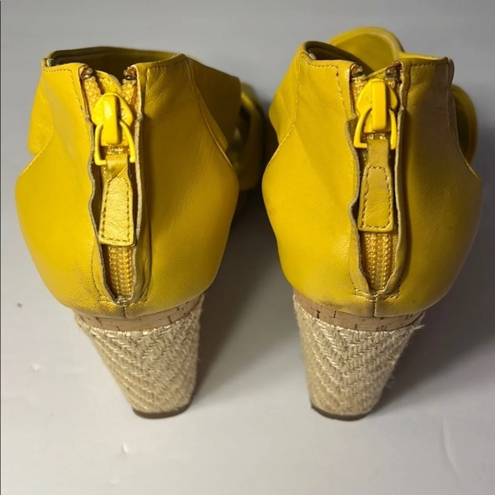 ☀️EUC Cole Haan Yellow Wedge Sandals size 8 ☀️ Cole Haan Yellow Wedge Sandals